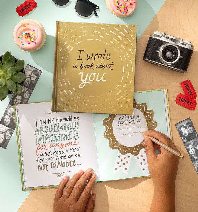 Gift Book - I Wrote a Book About You (Gold Edition)
