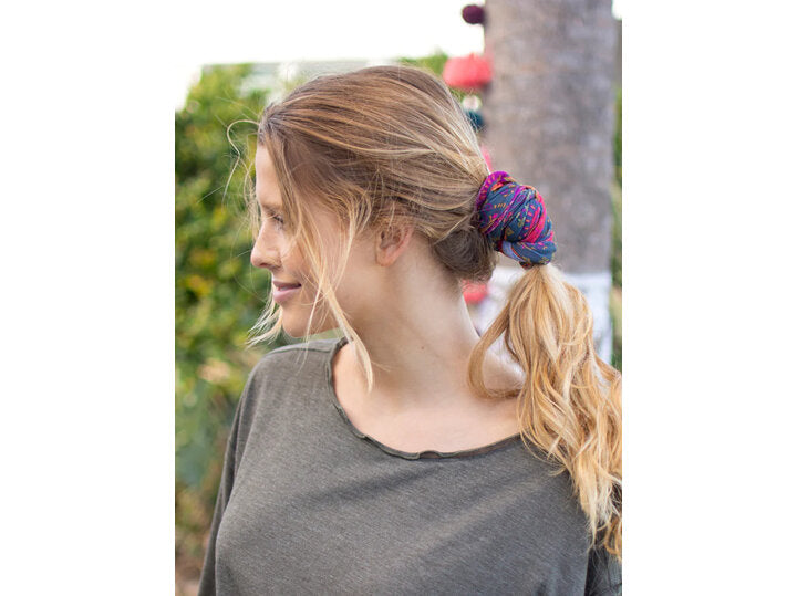 BOHO BANDEAU NVY RED FLWR MANDALA