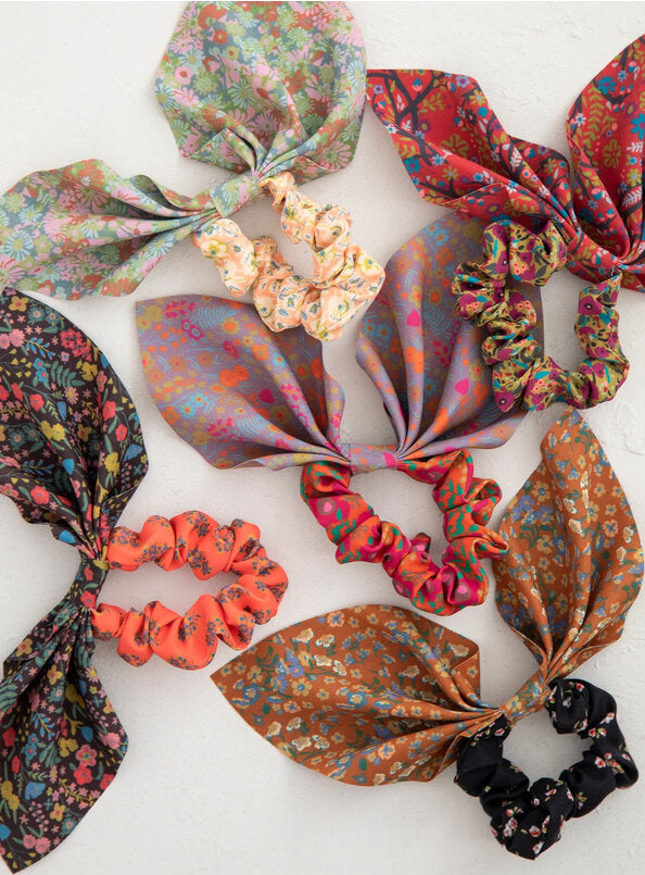MIXED PRINT TIE SCRUNCHIE