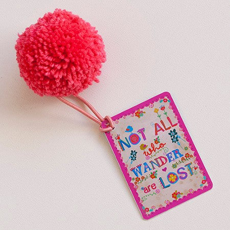 LUGGAGE TAG POMPOM WANDER LOST