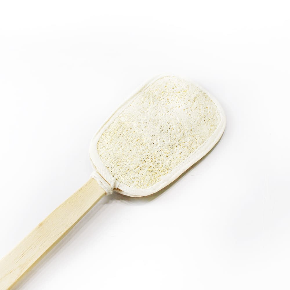 LUFFA SPONGE W/WOODEN HANDLE