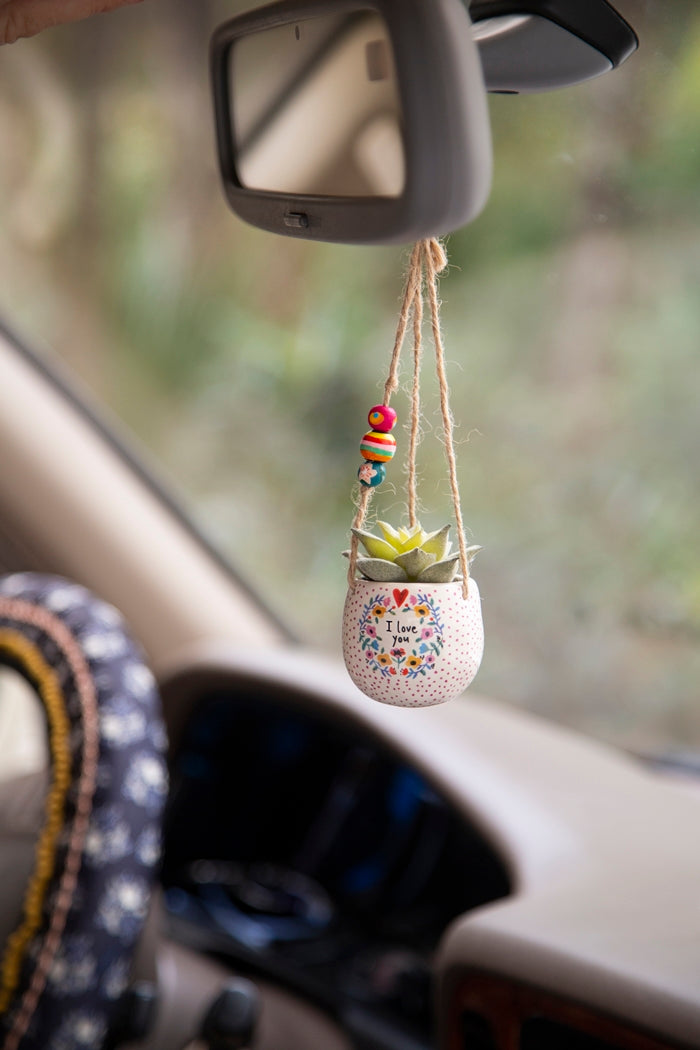 SUCCULENT HANGING I LOVE YOU