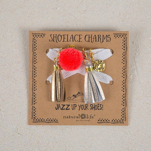 SHOELACE CHARM LOVE