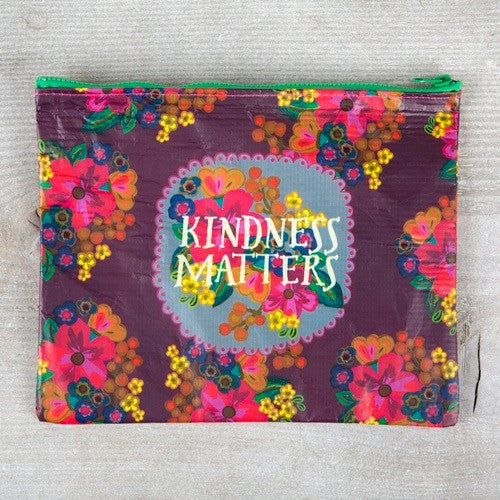 RECYCLED ZIP POUCH KINDNESS MATTERS