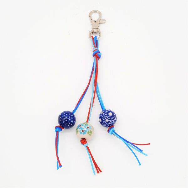 KEYCHAIN PENDANT W/COLOURED SPHERES TRIO