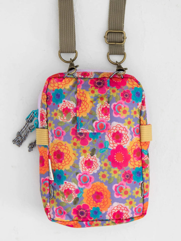 8 in 1 Pocket Crossbody Bag -  Garden