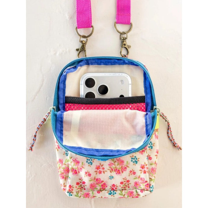 8 in 1 Pocket Crossbody Flrl Blms L