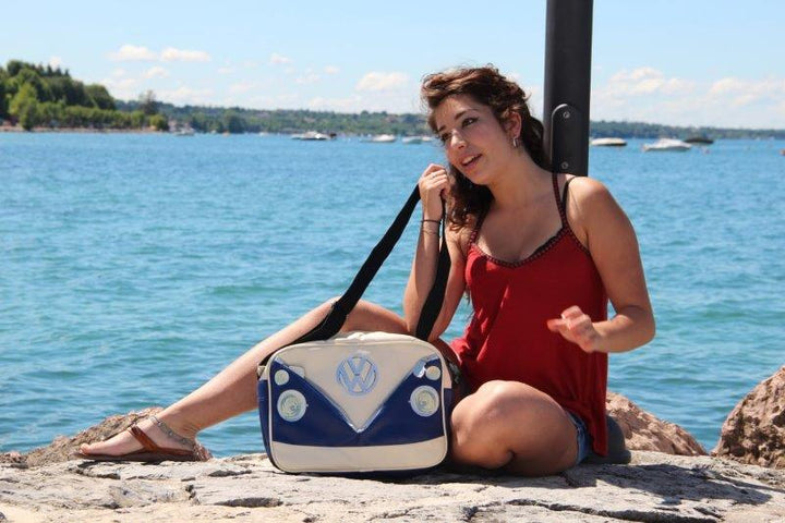 VW T1 BUS SHOULDER BAG LANDSCAPE - BLUE