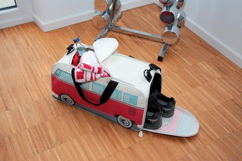 VW T1 BUS GYM BAG - RED/BEIGE