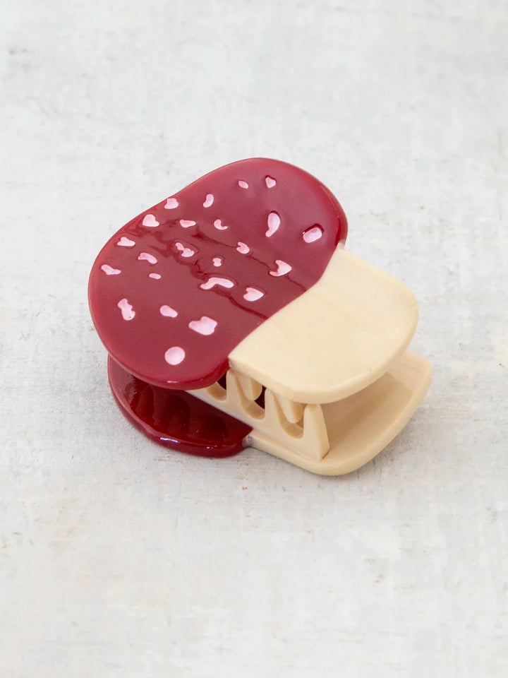 Mushroom Hair Claw