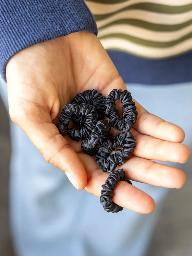 Mini Satin Scrunchie - Set/6 Black