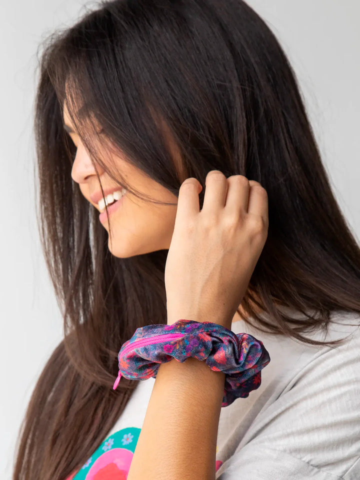 Hideaway Scrunchie - Dark Floral