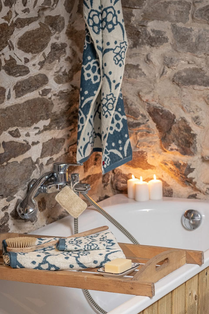 SOAP DISH BLU/PK DOTS