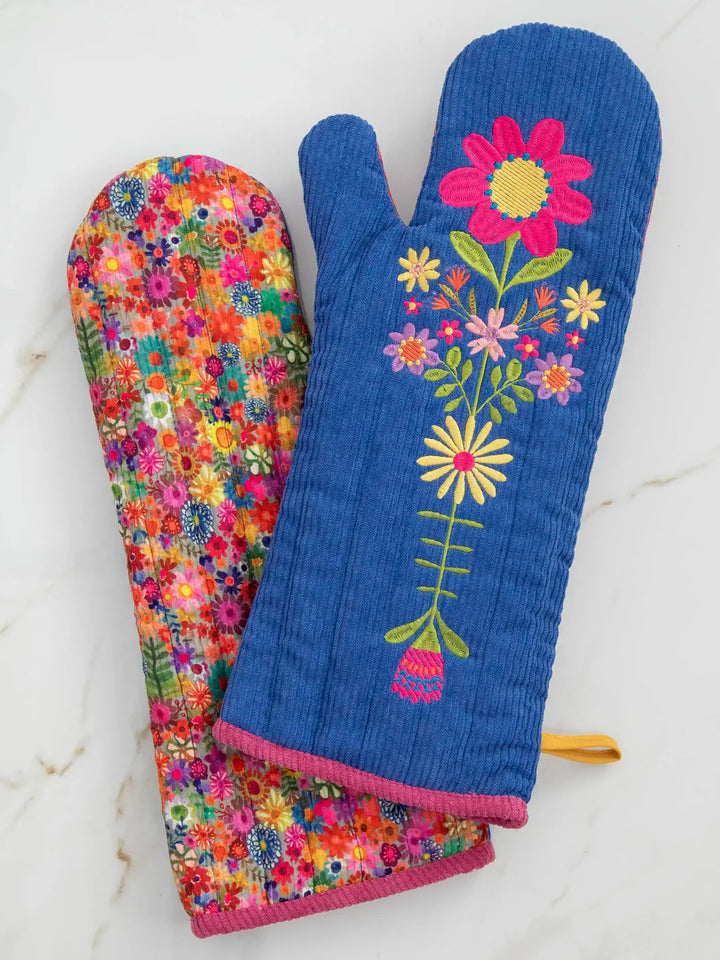 Quilted Oven Mitt - Bake Happy