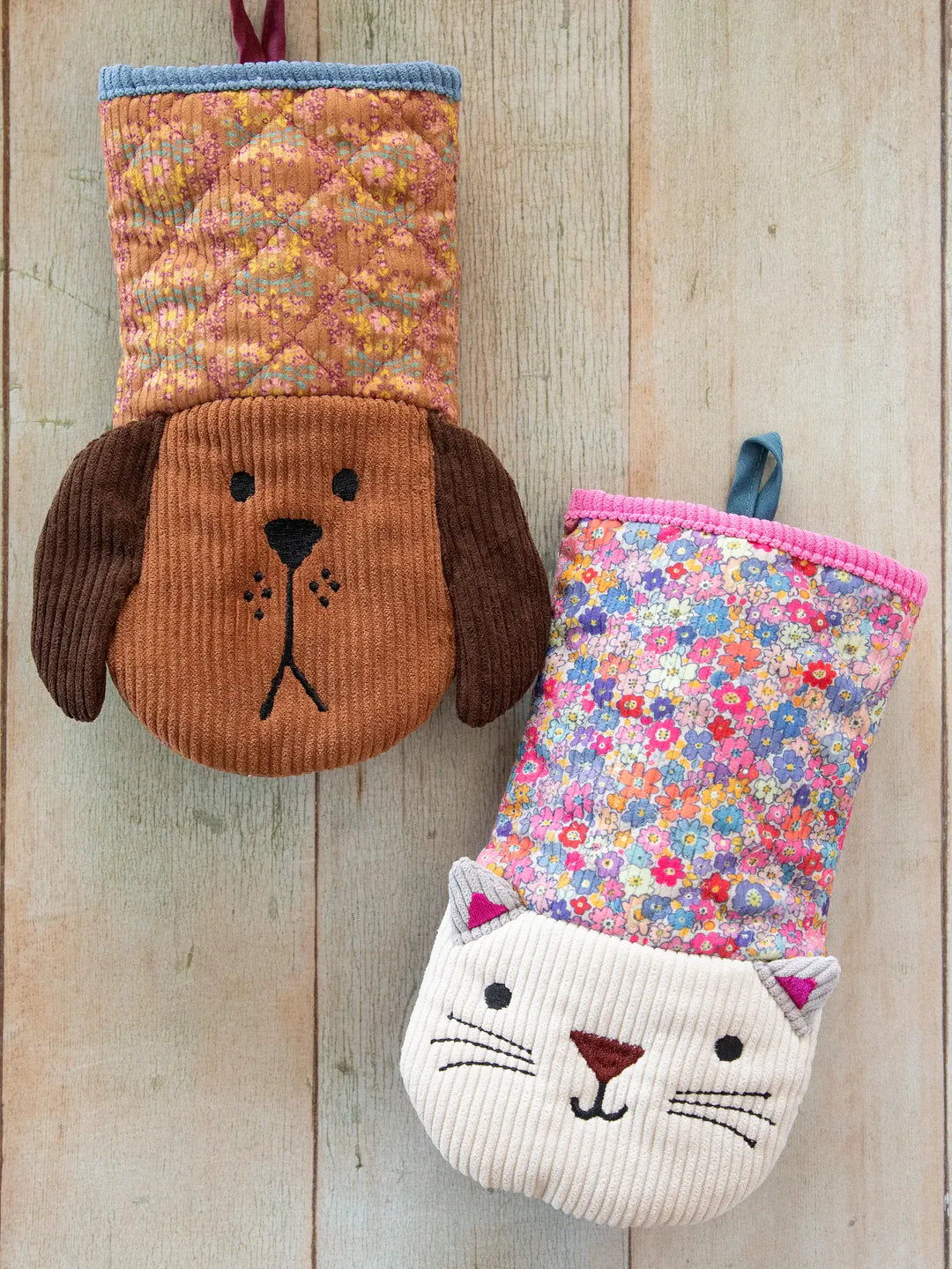Quilted Midi Oven MItt - Cat