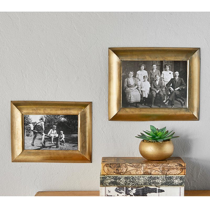 Brass Wall Frame LGE