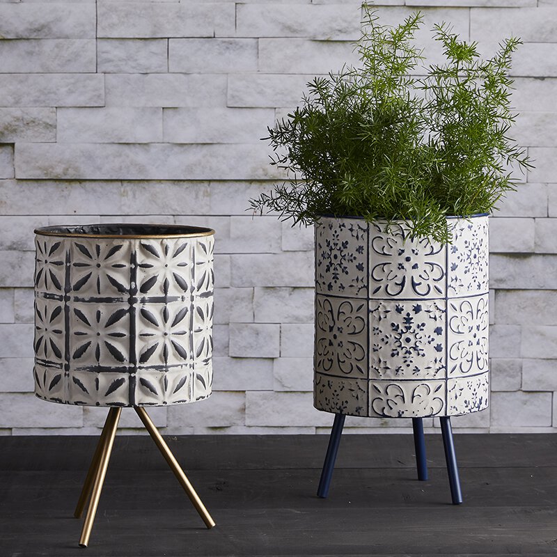 Whitewash Planter Cylinder