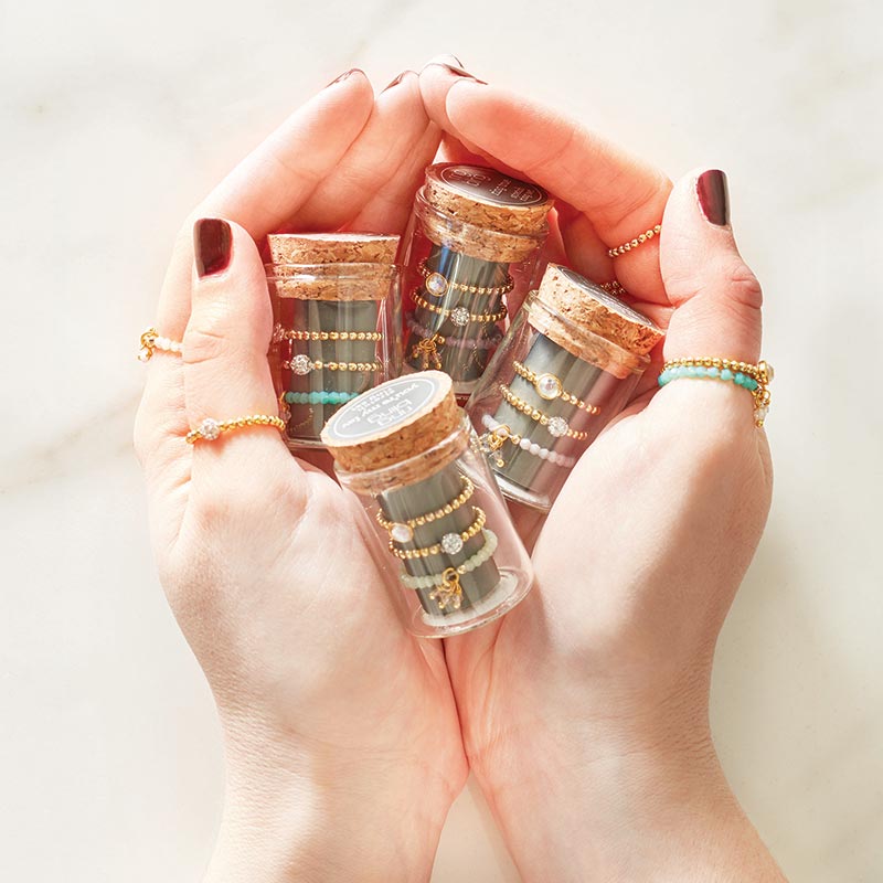 Ring Bling Stretch Ring Filled Display