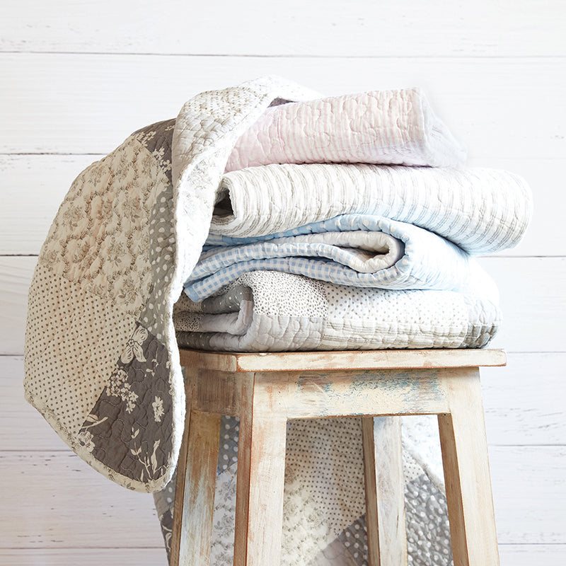 Quilt - Pink Dot