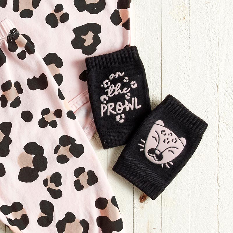 Knee Pad - On The Prowl