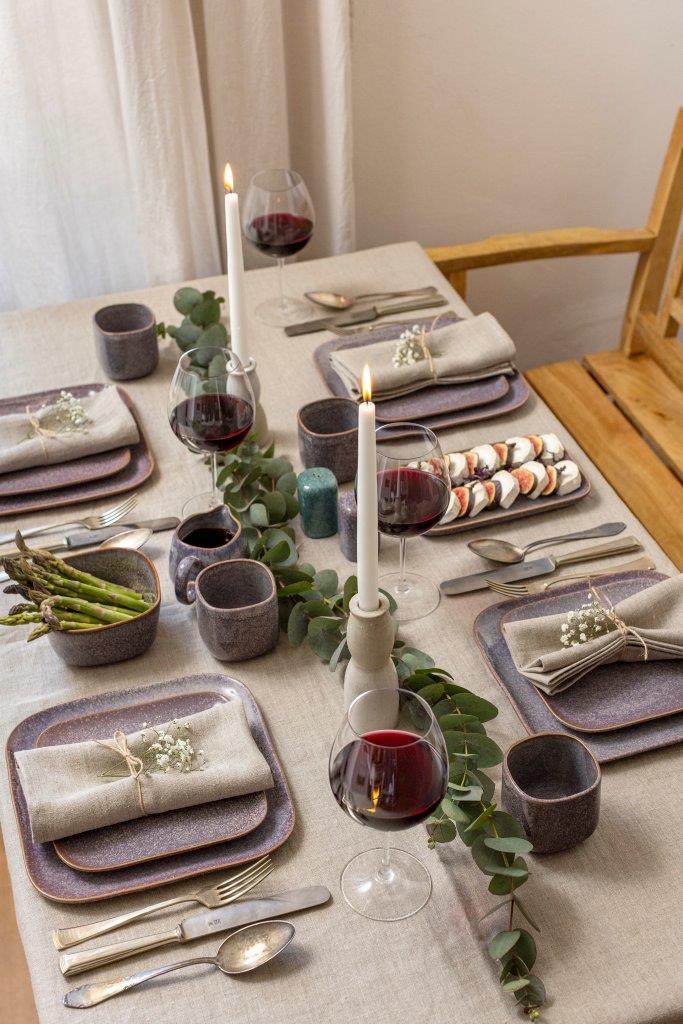 SERVINGPLATE STONEWARE LAVENDER 24CM