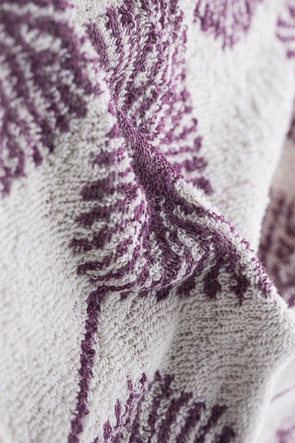 WASH CLOTH PURPLE POMPOM