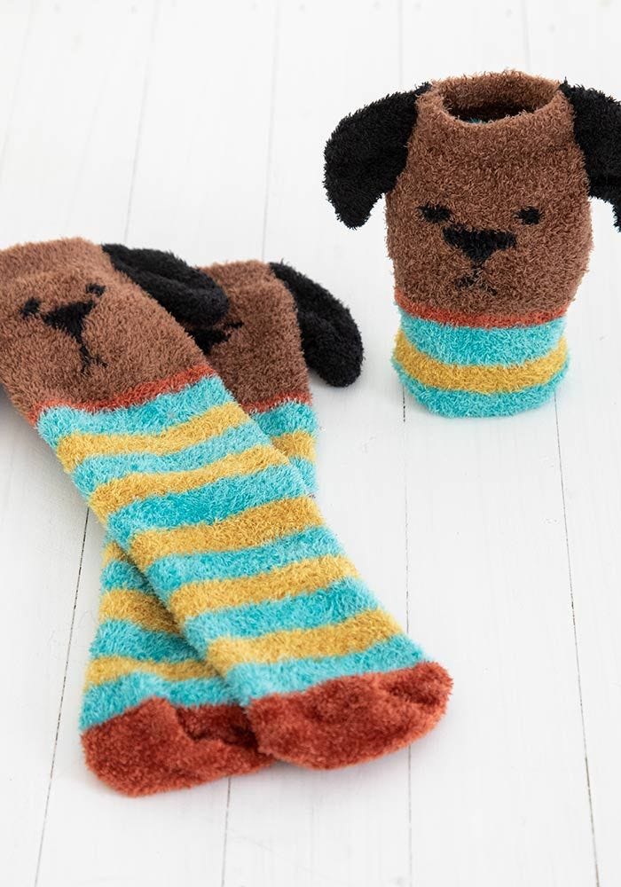 SOCKS COZY BROWN DOG