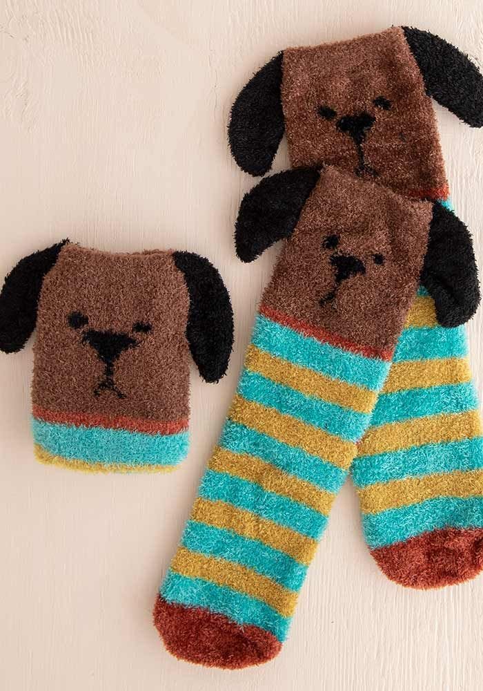 SOCKS COZY BROWN DOG